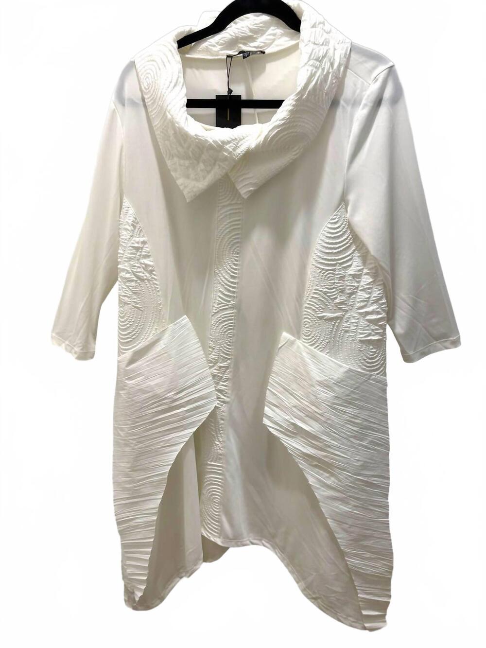 NEW KOZAN women's trgts top in white